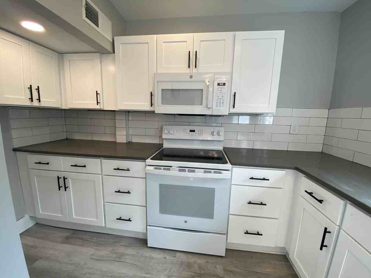 1 Craven St #6 - Photo 7 of 14