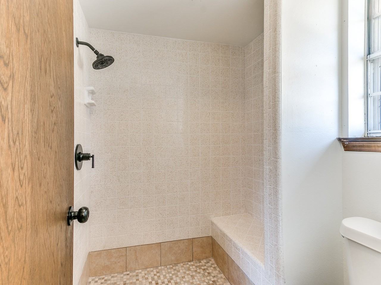 103 Clador Dr - Photo 4 of 22