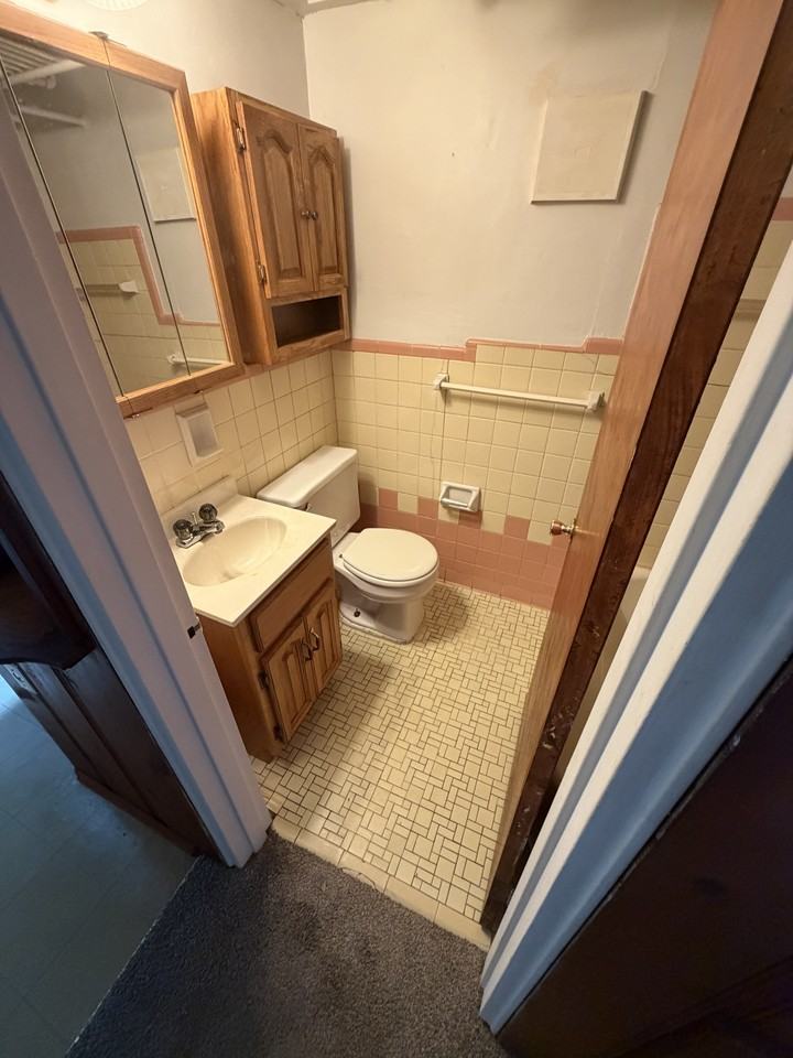 4410 Duneden Ave #2 - Photo 6 of 9