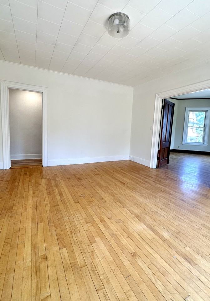 40 Leland St #2 - Photo 6 of 17