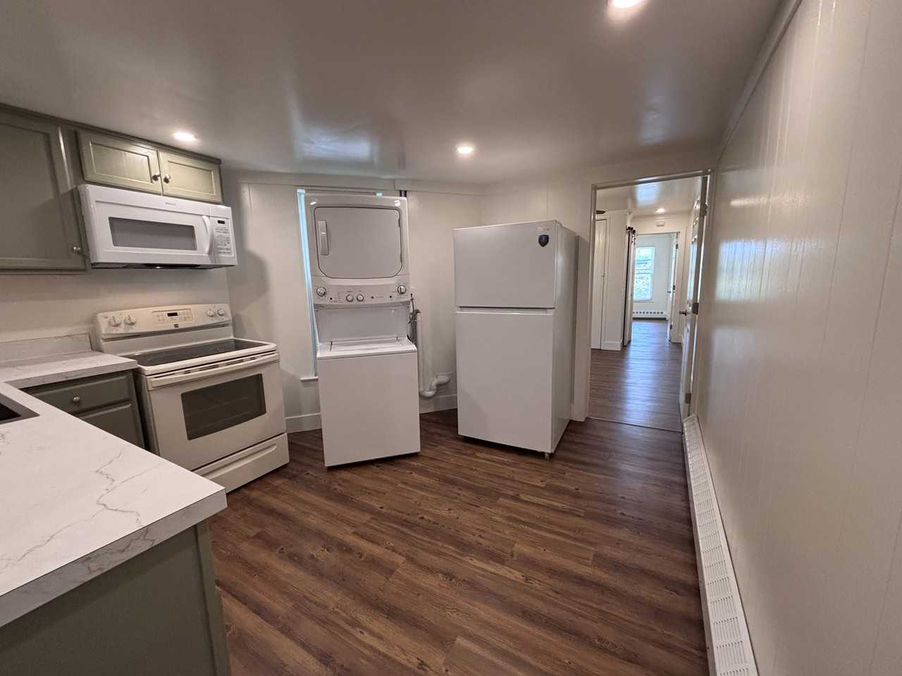 454 W Philadelphia St #2 - Photo 2 of 10