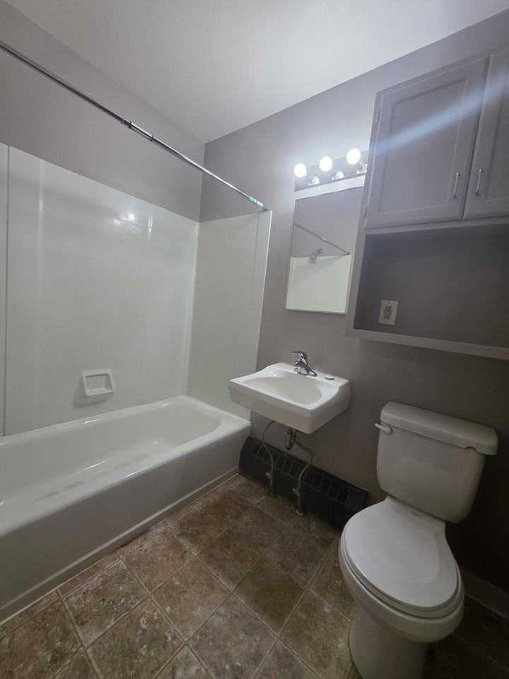 1605 7th St N #34 - Photo 4 of 17