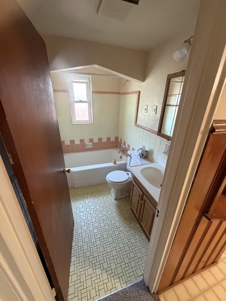 4412 Duneden Ave #5 - Photo 4 of 9