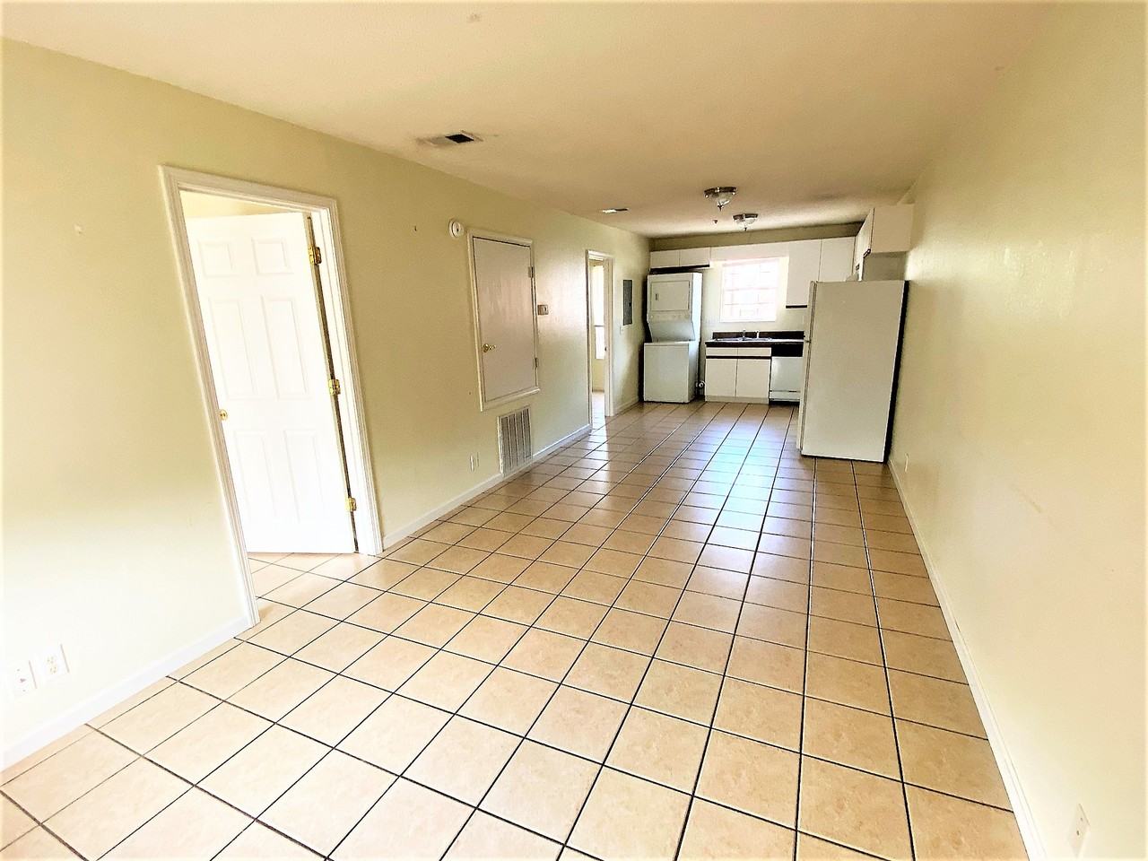 620 Vine St #106 - Photo 3 of 6