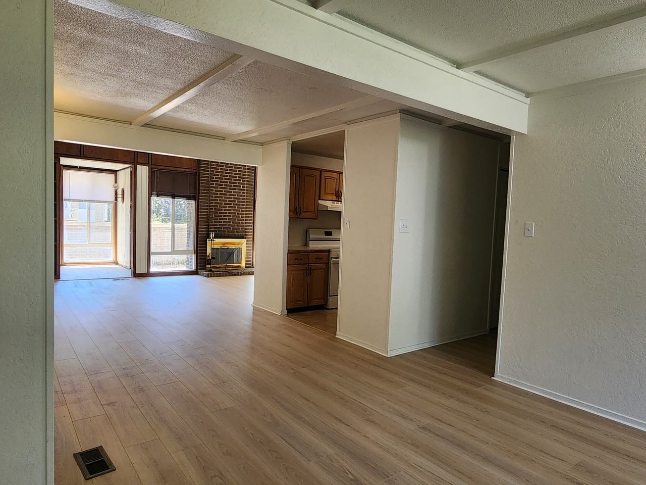 3547 E Bengal Blvd #3547 - Photo 7 of 35