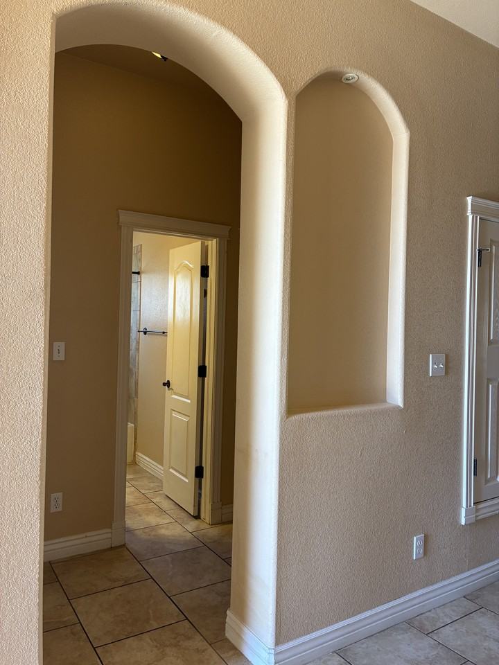 5545 Manuel Moreno Dr #1 - Photo 3 of 29