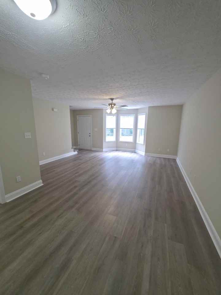 171 Westchester Cir #1 - Photo 5 of 16