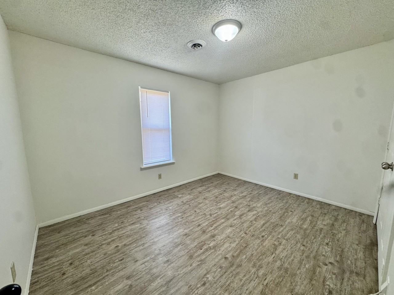 108 S Circle A #1 - Photo 6 of 20