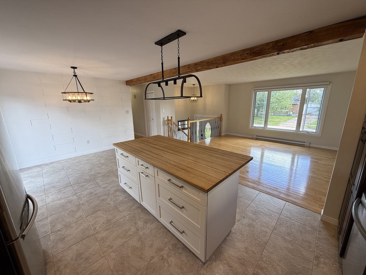 10 Hopper Street - Photo 2 of 17
