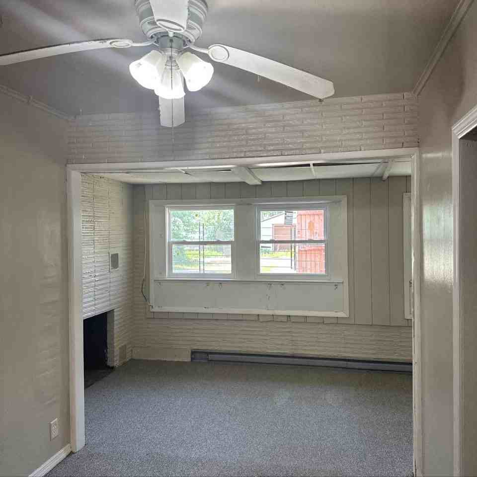 5817 N Teutonia Ave #1 - Photo 7 of 17