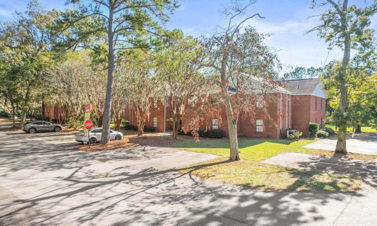 Apache Apartments — 2 & 4 Bedroom Homes on Savannah's Southside - Photo 5 of 36