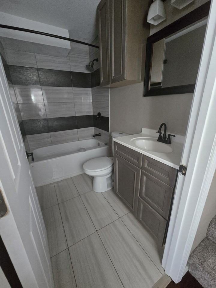 1918 S 69th St #1 - Photo 7 of 27