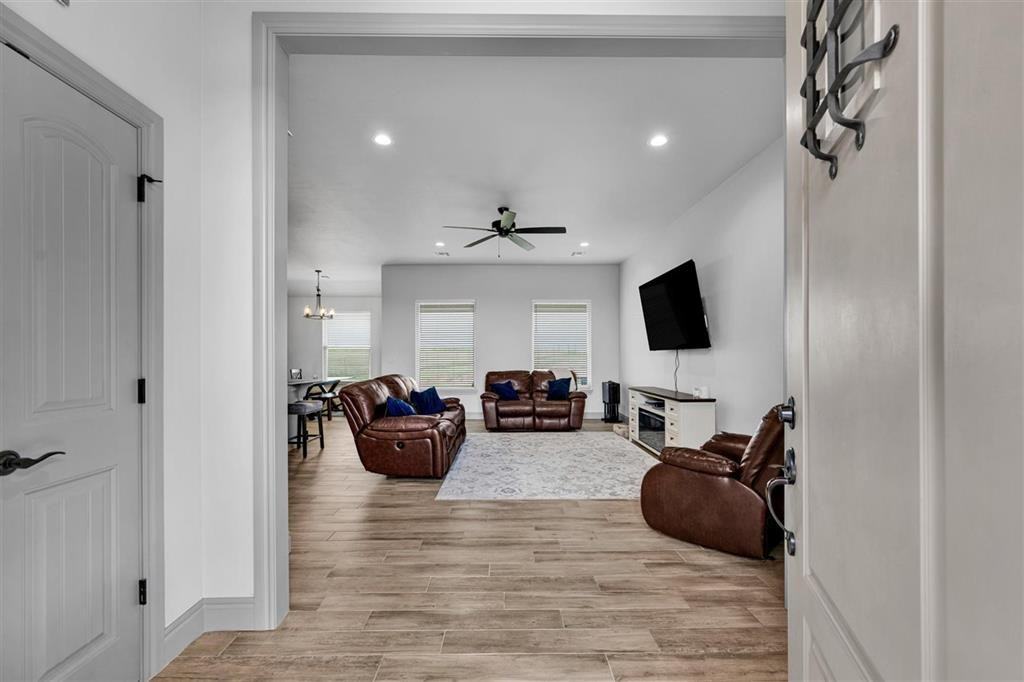 12422 Ne Stone Ridge Ln #1 - Photo 2 of 24