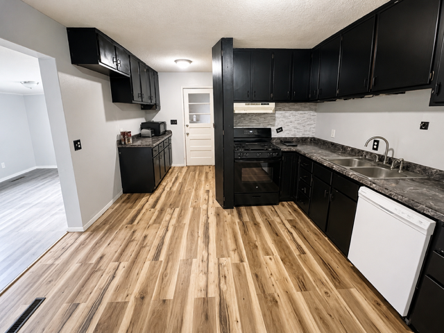 1903 Melinda Ave #1 - Photo 5 of 13