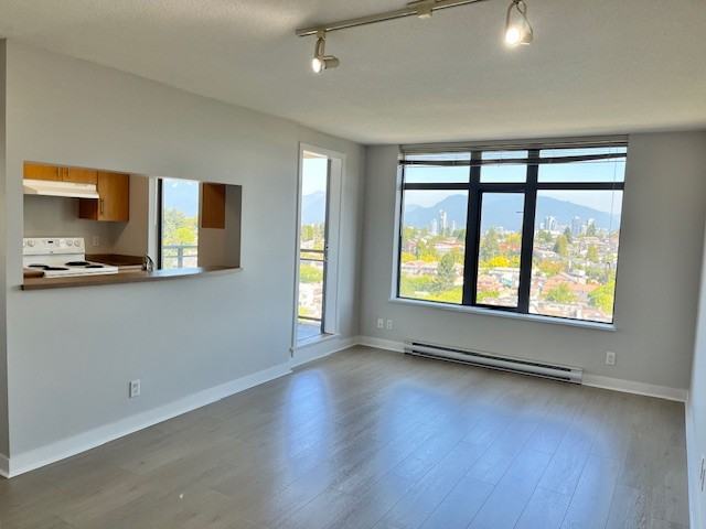 3660 Vanness Avenue - Photo 2 of 15
