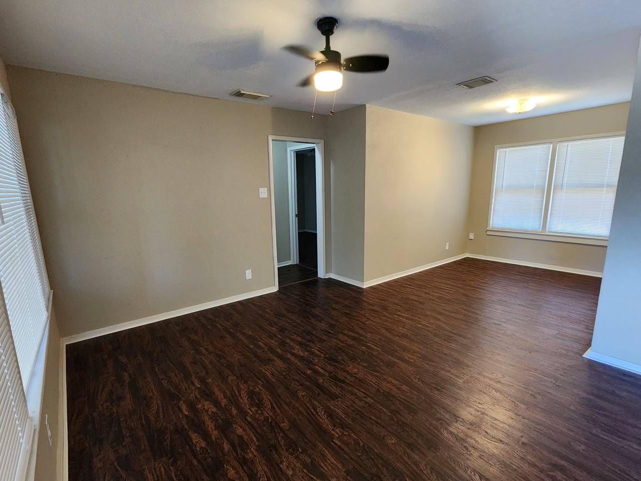 776 Collingswood Dr #1 - Photo 4 of 14