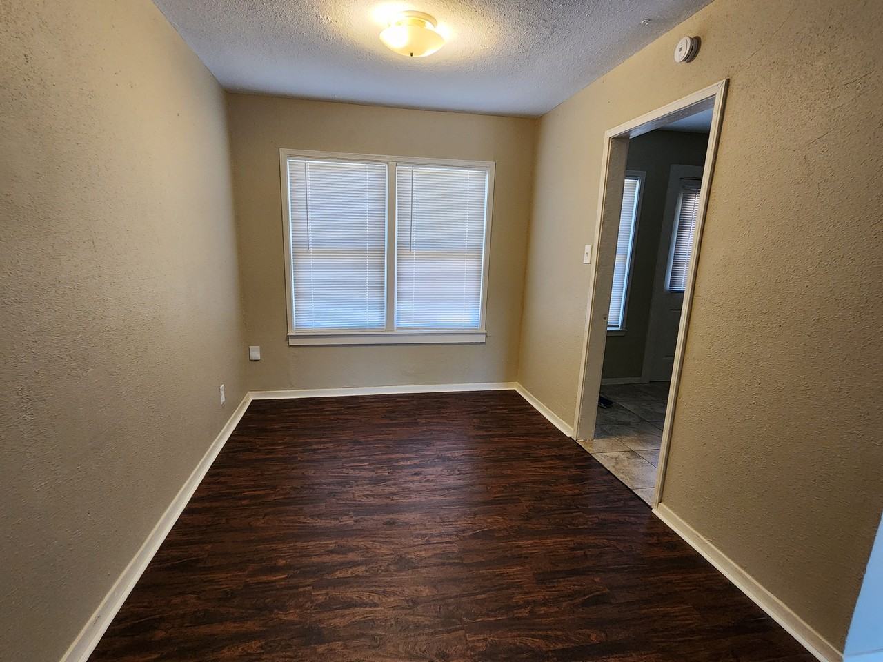 776 Collingswood Dr #1 - Photo 5 of 14