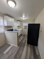 featured image of 240 E 18th St #240