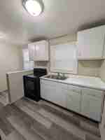 featured image of 240 E 18th St #240