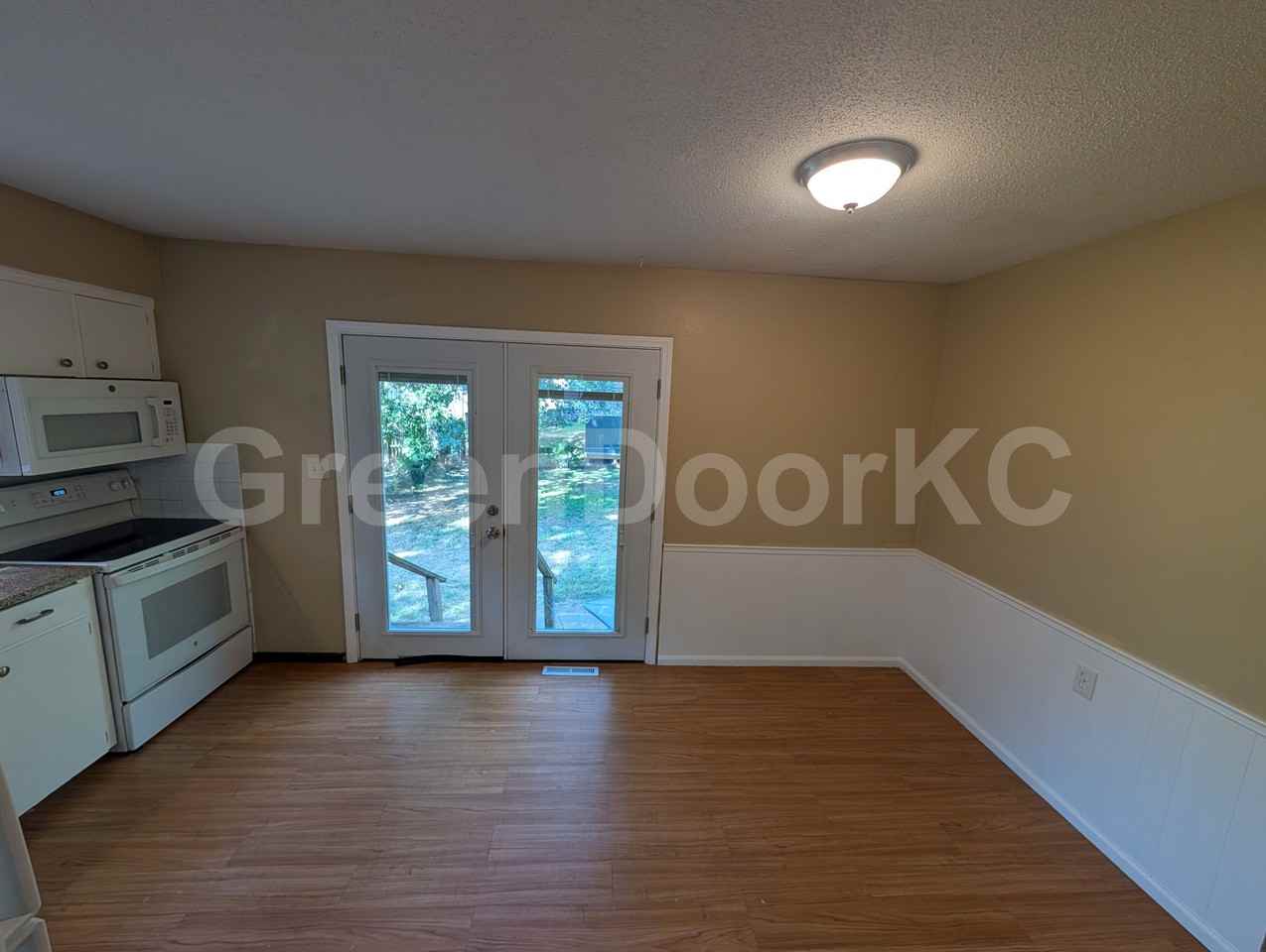 329 S Cardinal Dr #329 - Photo 3 of 11