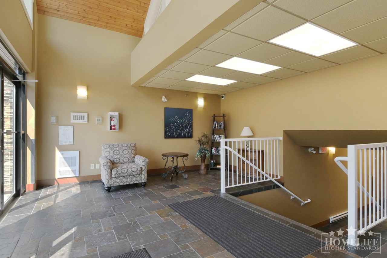 45615 Brett Ave - Photo 3 of 21