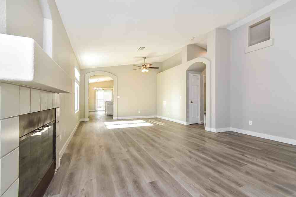 7017 Desert Clover Ct - Photo 3 of 16