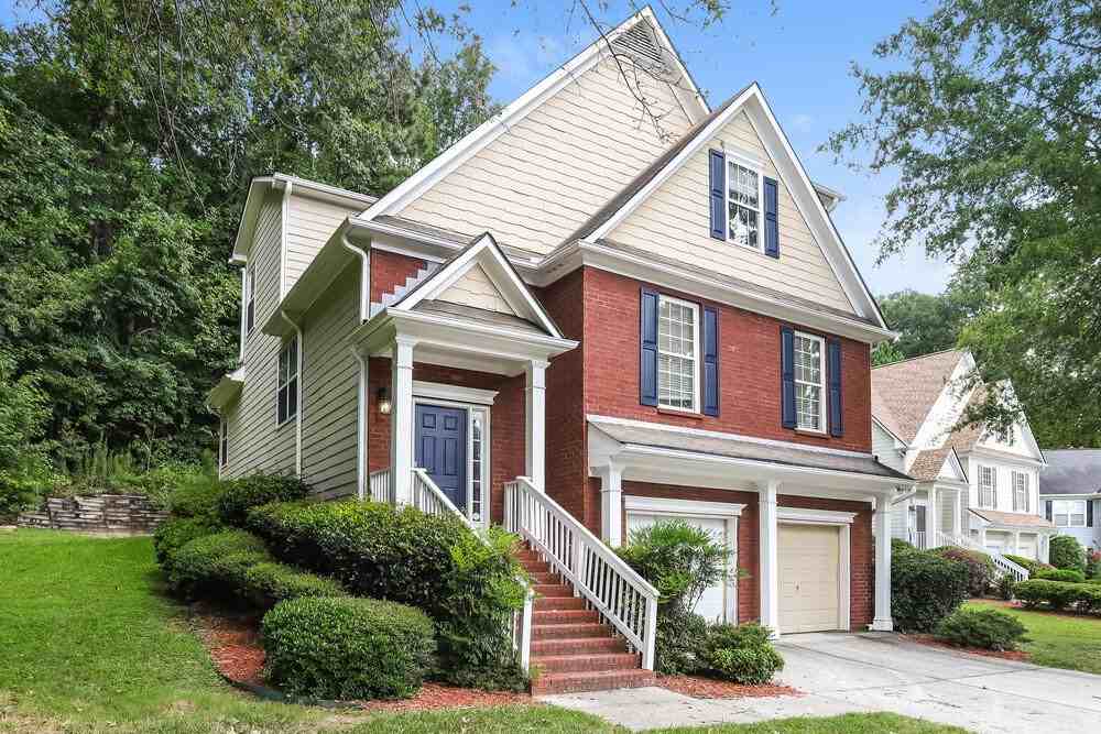 6049 Brookmere Ln - Photo 5 of 18