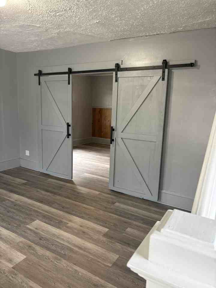 1920 3rd St Se #1 - Photo 3 of 21