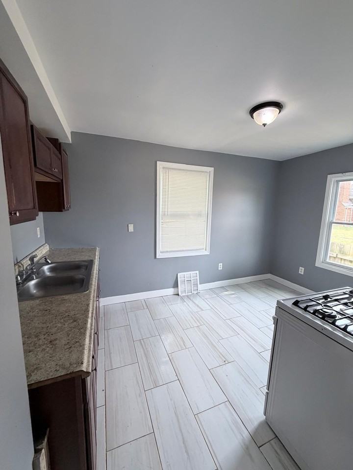 14255 Burt Rd #1 - Photo 4 of 9