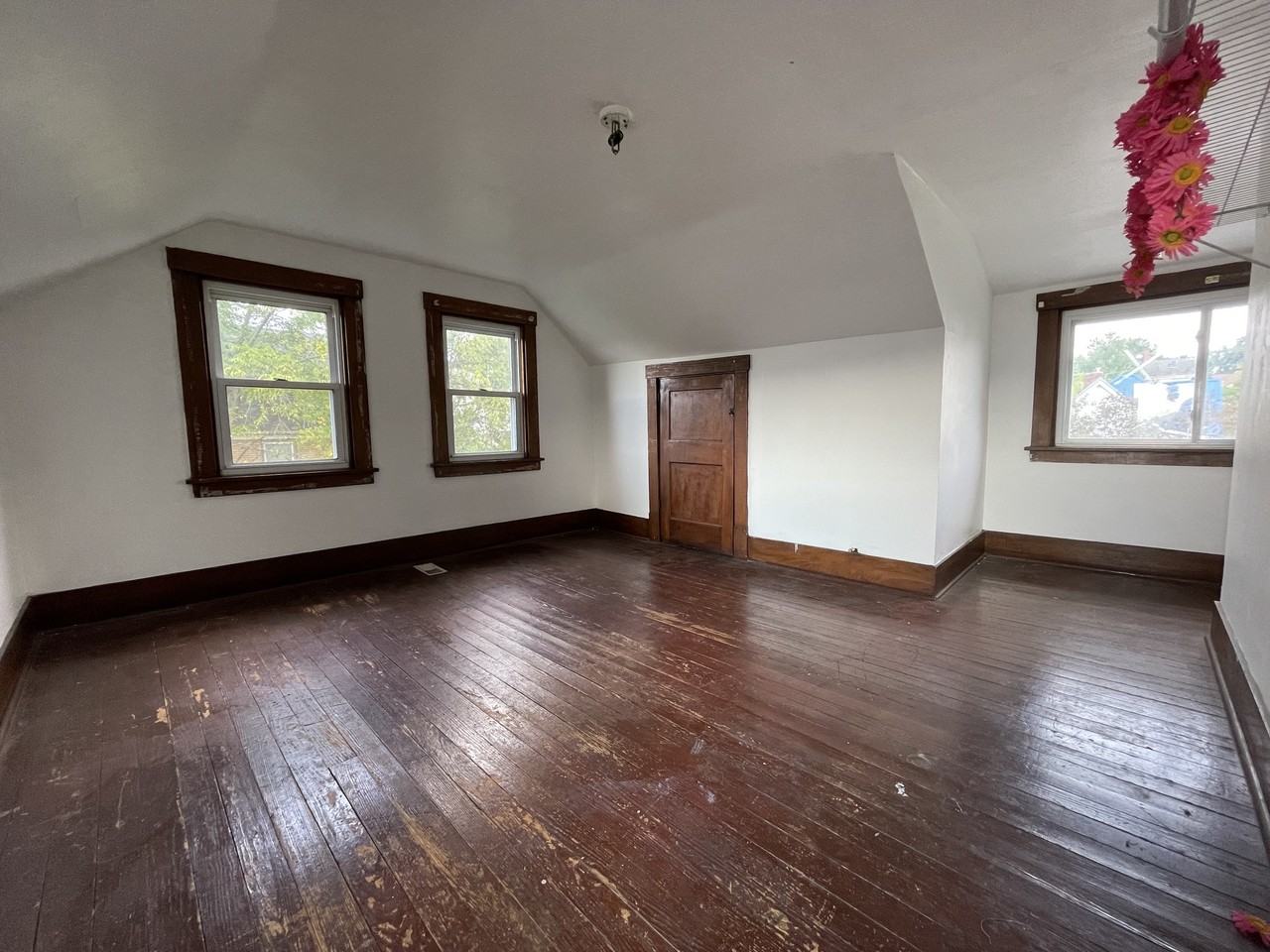 517 Ridge Ave #B - Photo 3 of 11
