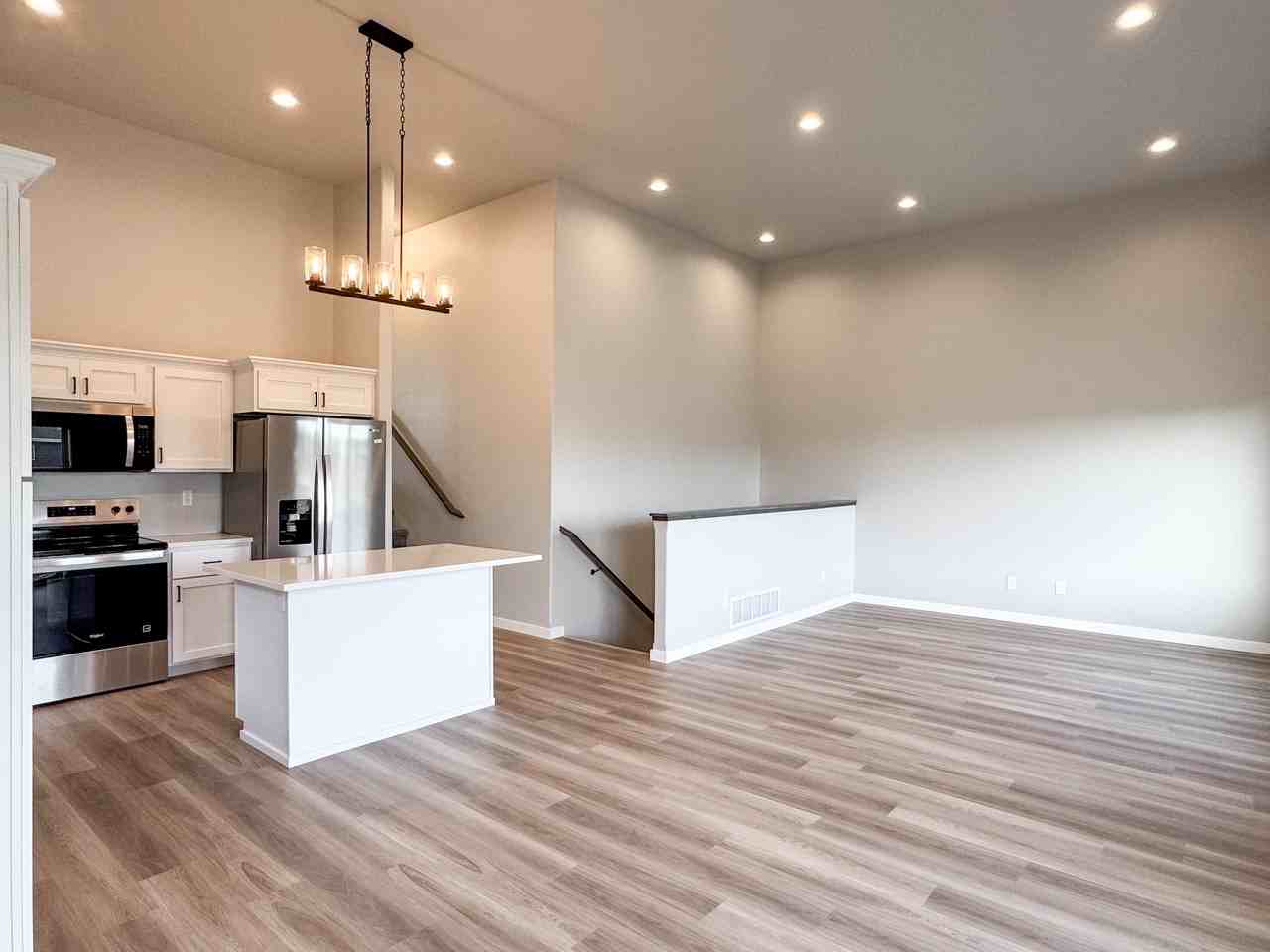 1105 Jill Dr W #1 - Photo 3 of 17