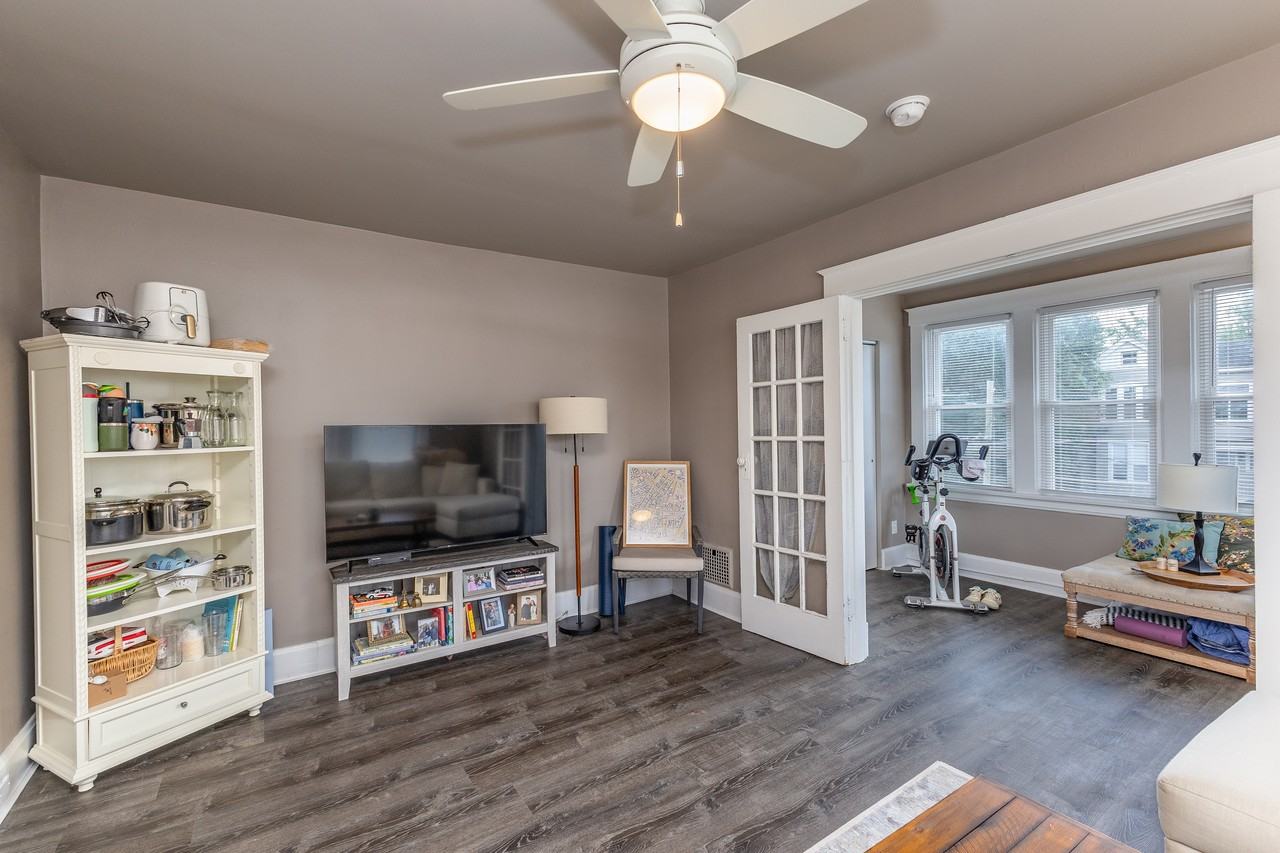 1810 Williams Ave #3 - Photo 2 of 12