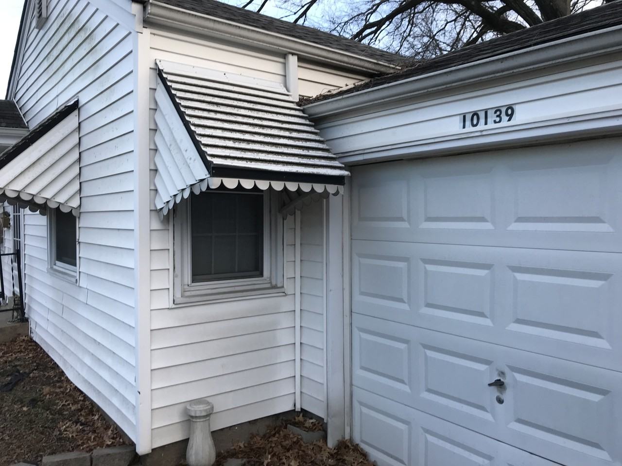 10139 Cabot Dr #1 - Photo 3 of 20