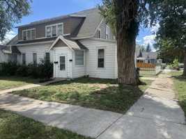 featured image of 2020 Maxwell Ave #1