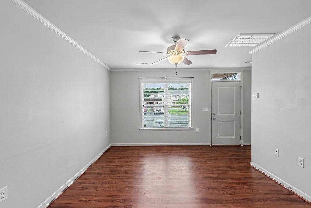403 Sullivan Loop Road - 1 - 1 #1 - Photo 4 of 20