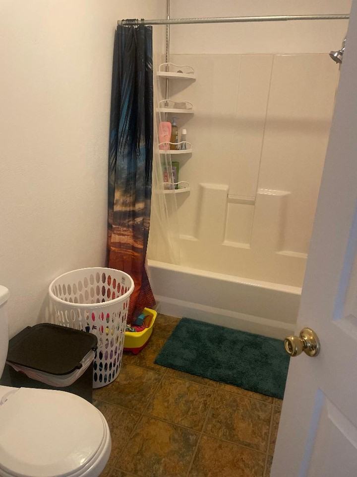 128 Ridgeway Drive - Photo 4 of 5
