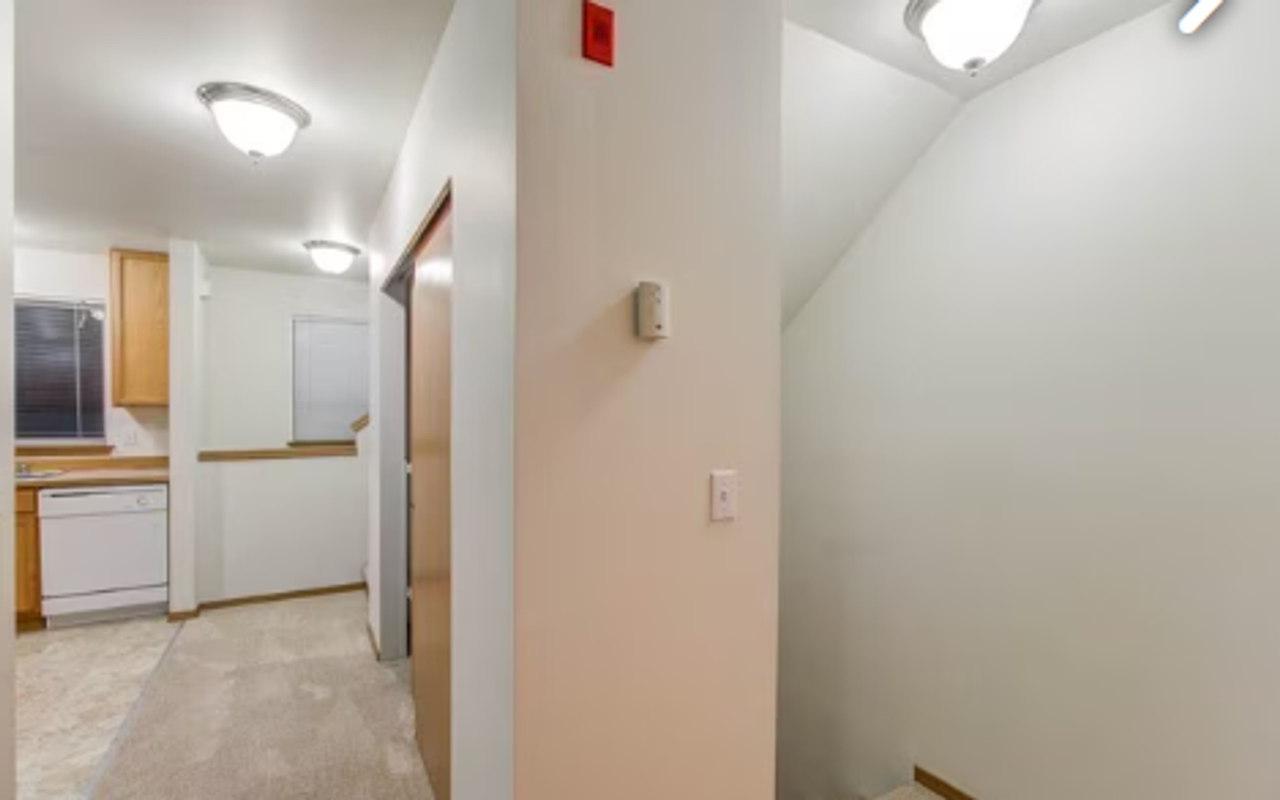 Meridian Terrace Apartments - Photo 7 of 50
