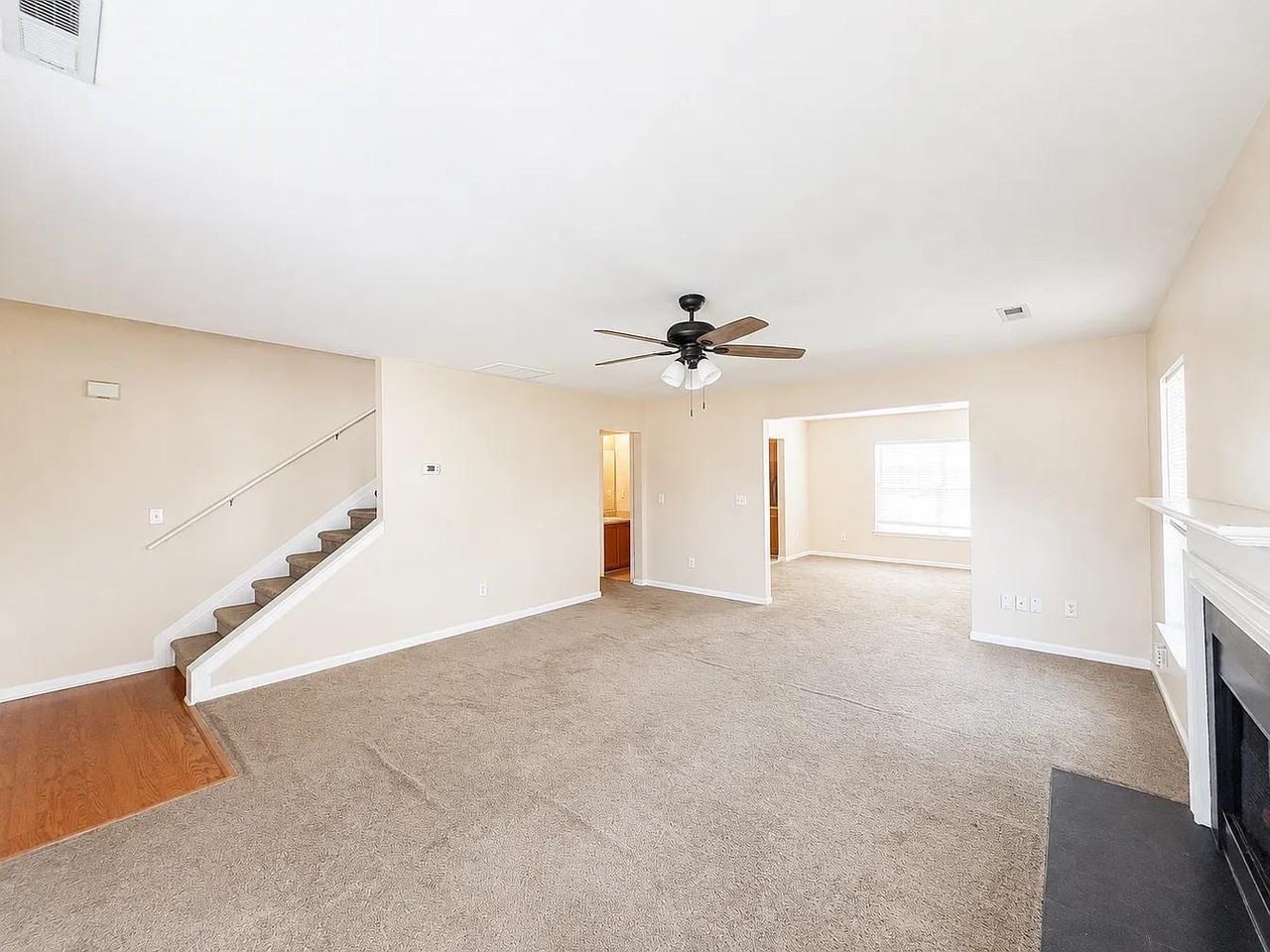 14 Bates Lake Ct #1 - Photo 4 of 24