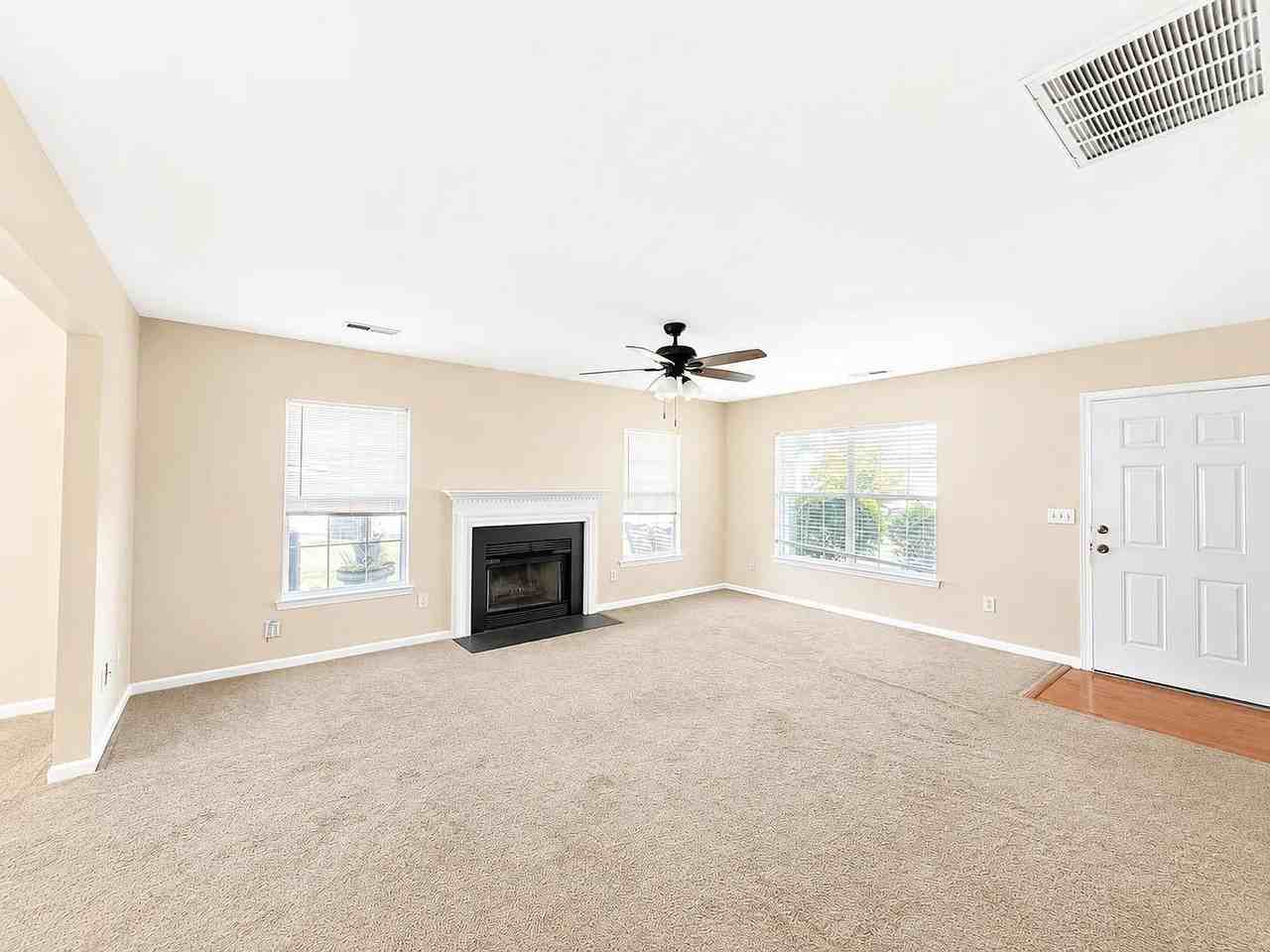 14 Bates Lake Ct #1 - Photo 5 of 24
