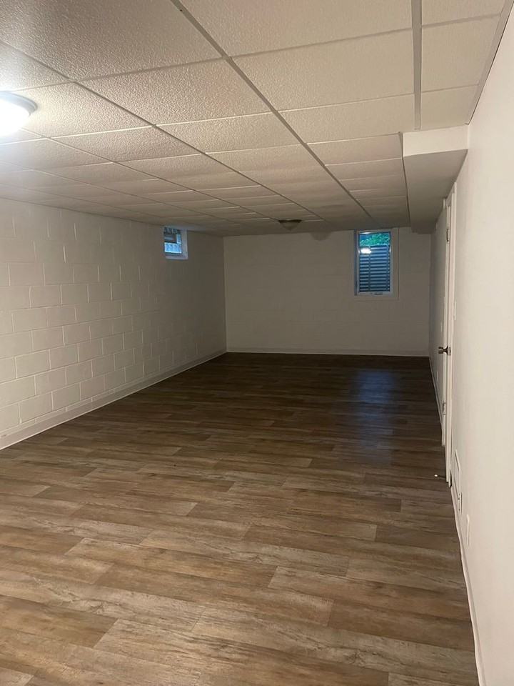 3640 Edward St Ne - Photo 7 of 18