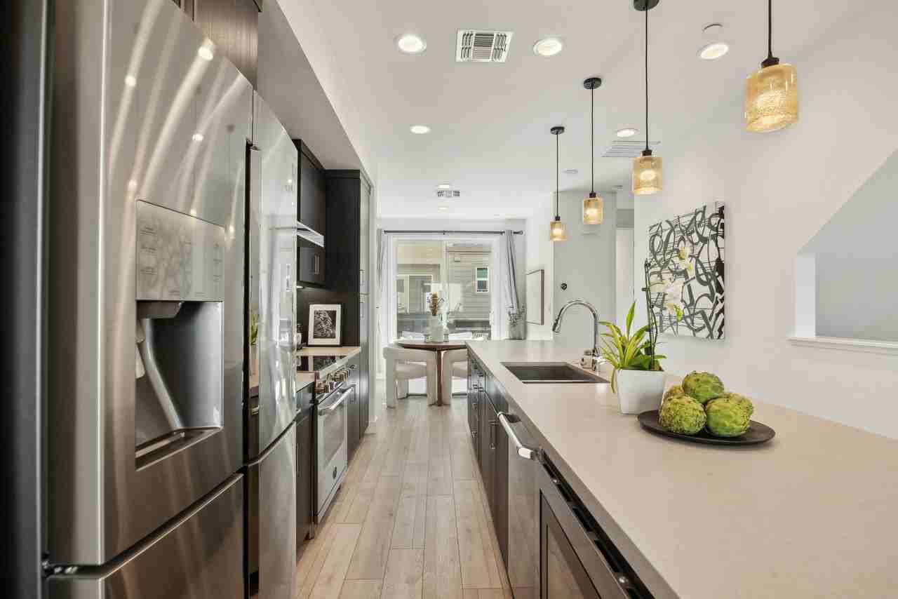 172 Uptown Cir #1 - Photo 6 of 39