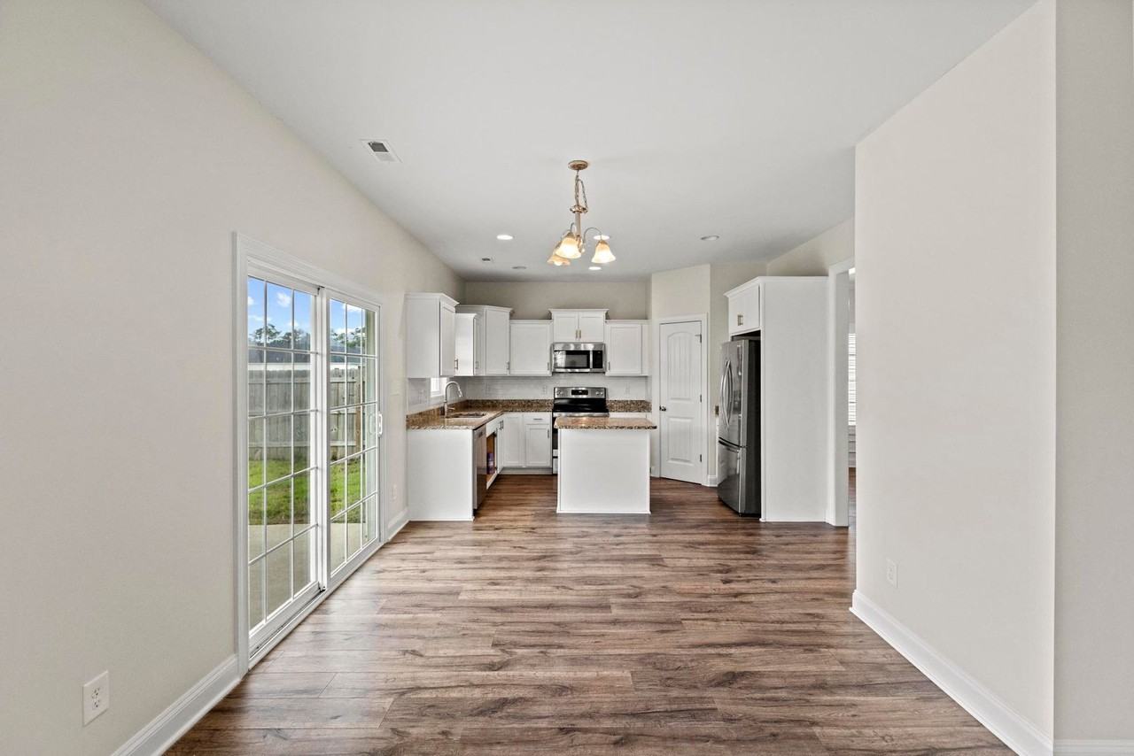 318 Windmill Light Way - Photo 6 of 26
