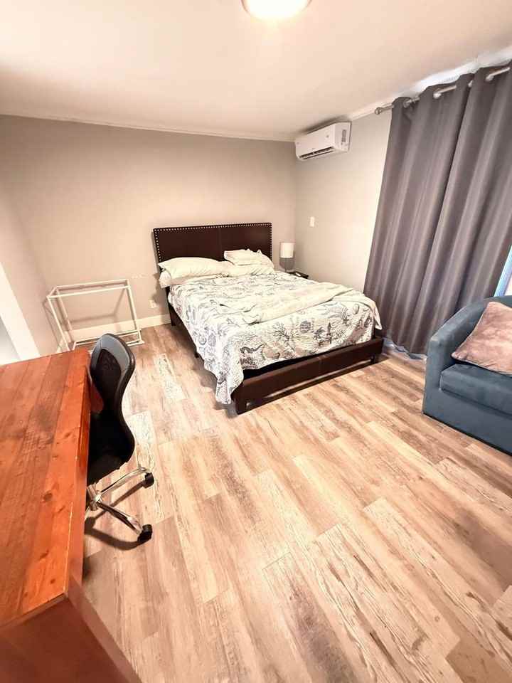 57 Northeast 24th Street - Photo 5 of 12