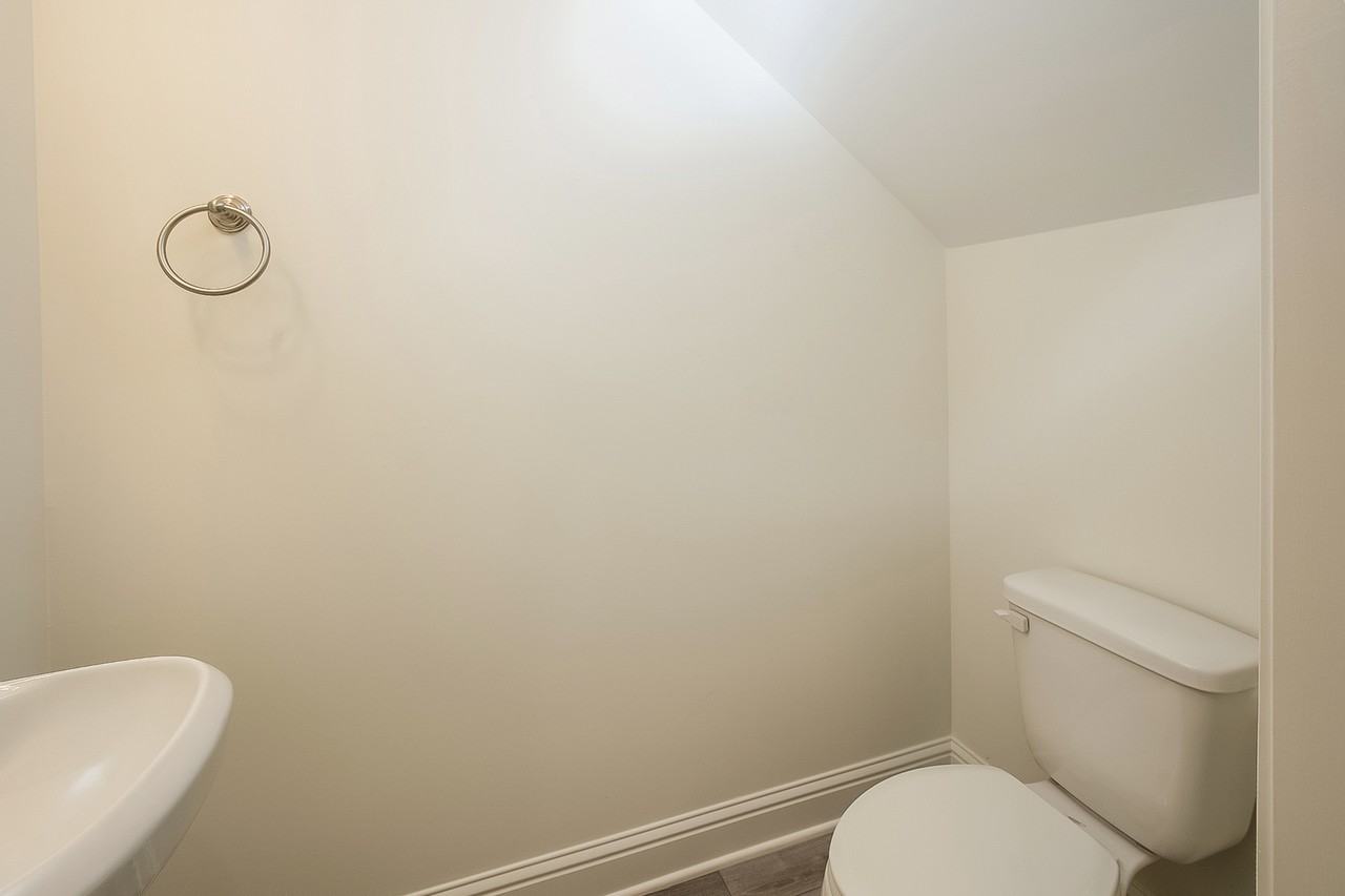 111 Cabot Ln #111 - Photo 3 of 25