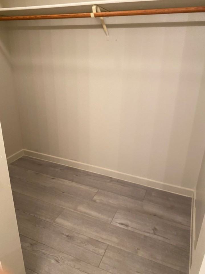 431 S 7th St - Photo 2 of 6