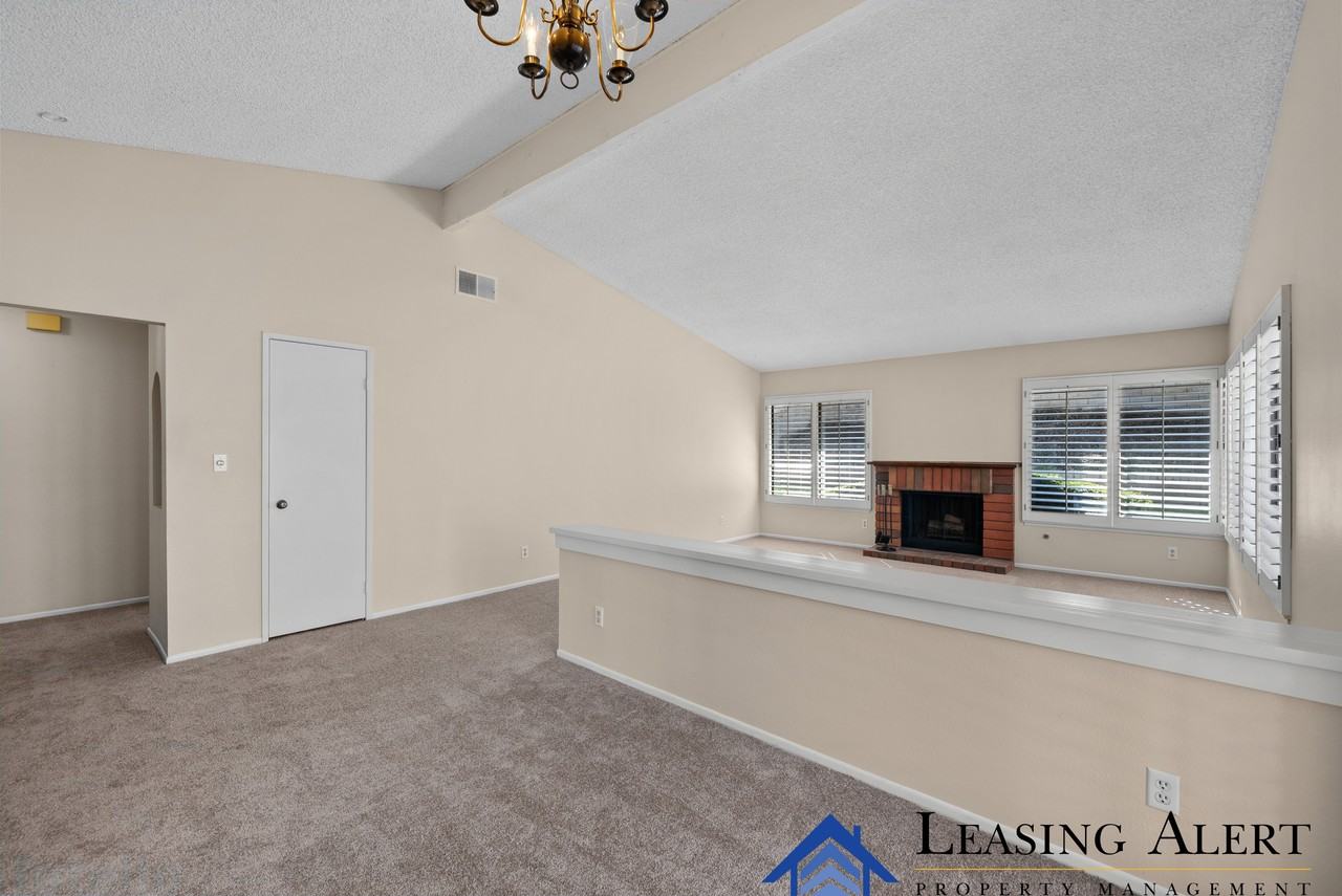 23924 Via Rosa Linda #1 - Photo 5 of 19