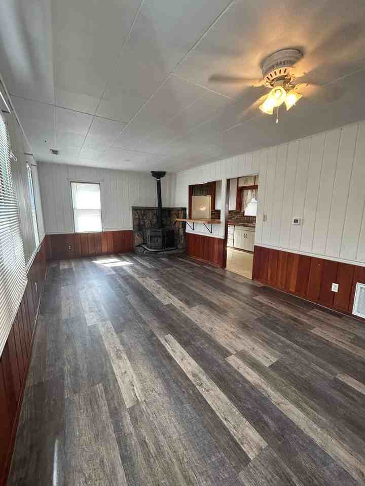 1016 E Roosevelt Ave - Photo 2 of 50