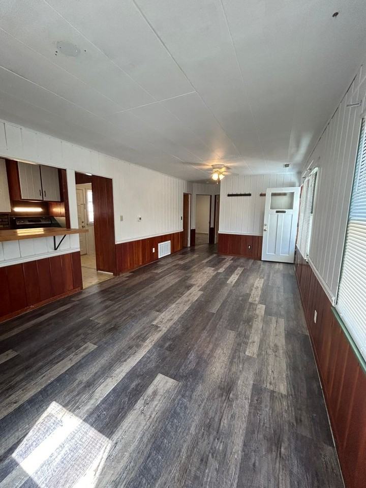 1016 E Roosevelt Ave - Photo 3 of 50