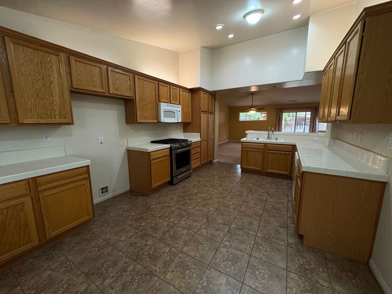 12510 Stemple Dr - Photo 4 of 4