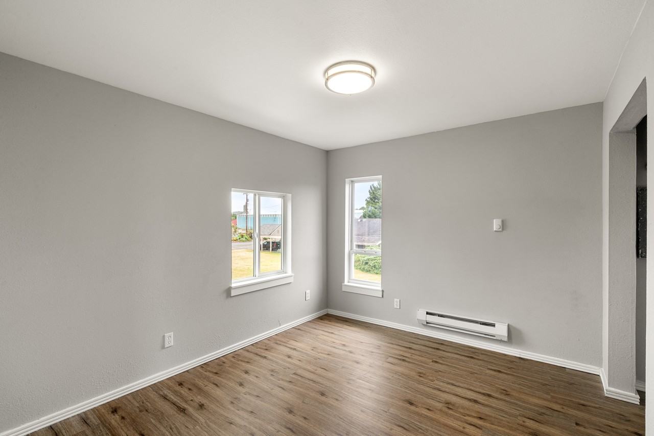 2528 Pacific Ave #2 - Photo 4 of 16